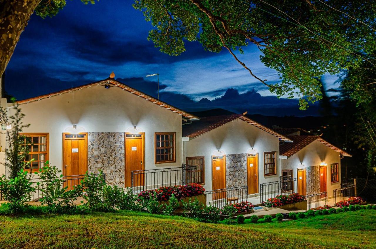 Pousada Vila Catarina โอว์โรเปรโต ภายนอก รูปภาพ